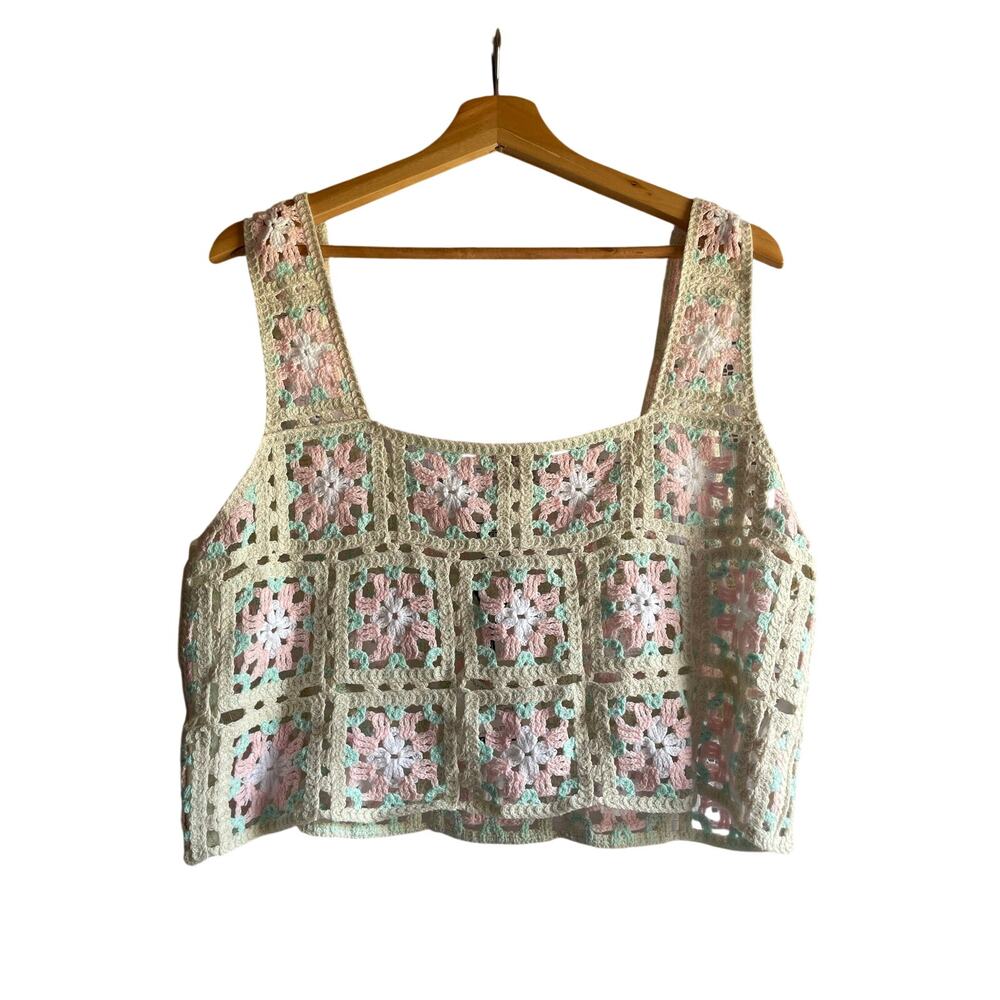 Crocheted Grannie Cropped Tank Top Women’s LARGE